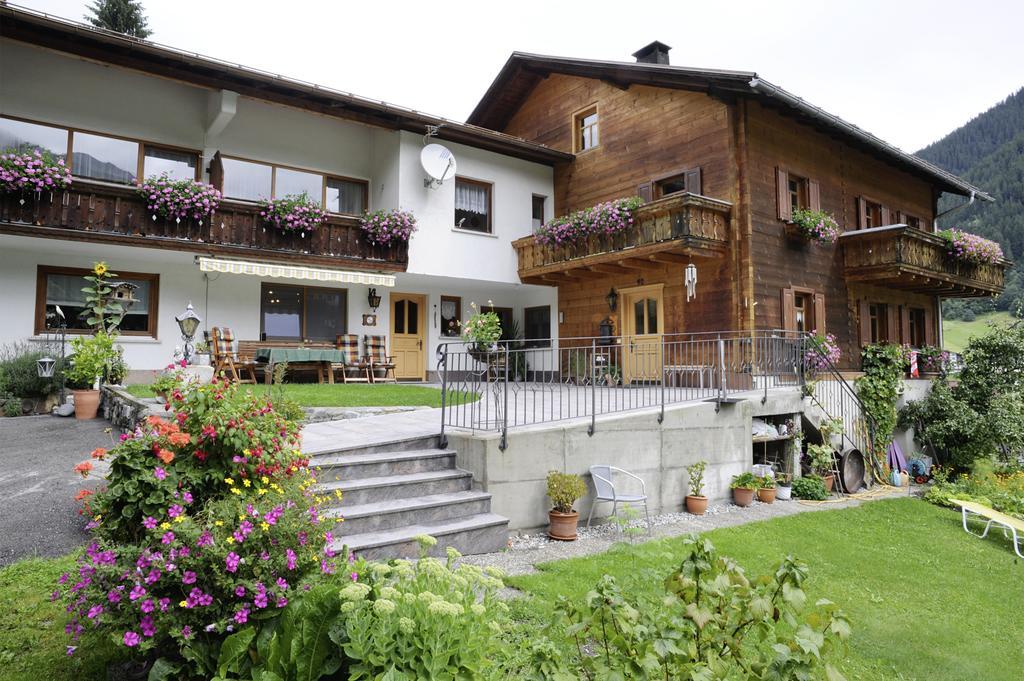 Haus Schoenlechner Gaschurn Buitenkant foto